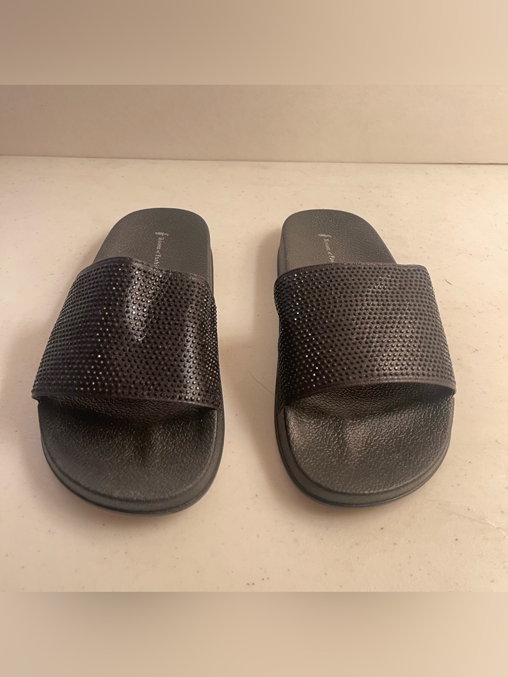 Room of Fashion Black Rhinestone Slide Sandals NWOB Size 8